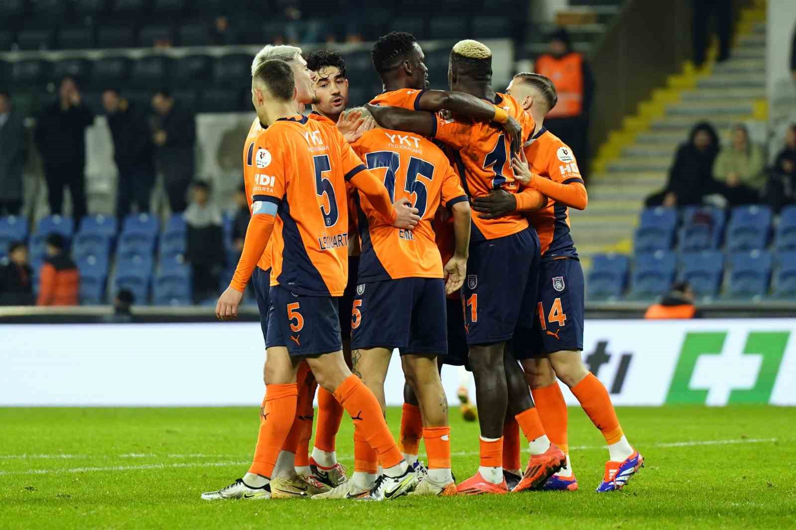 Trendyol Süper Lig: Başakşehir: 3 - Hatayspor: 0 (Maç sonucu)