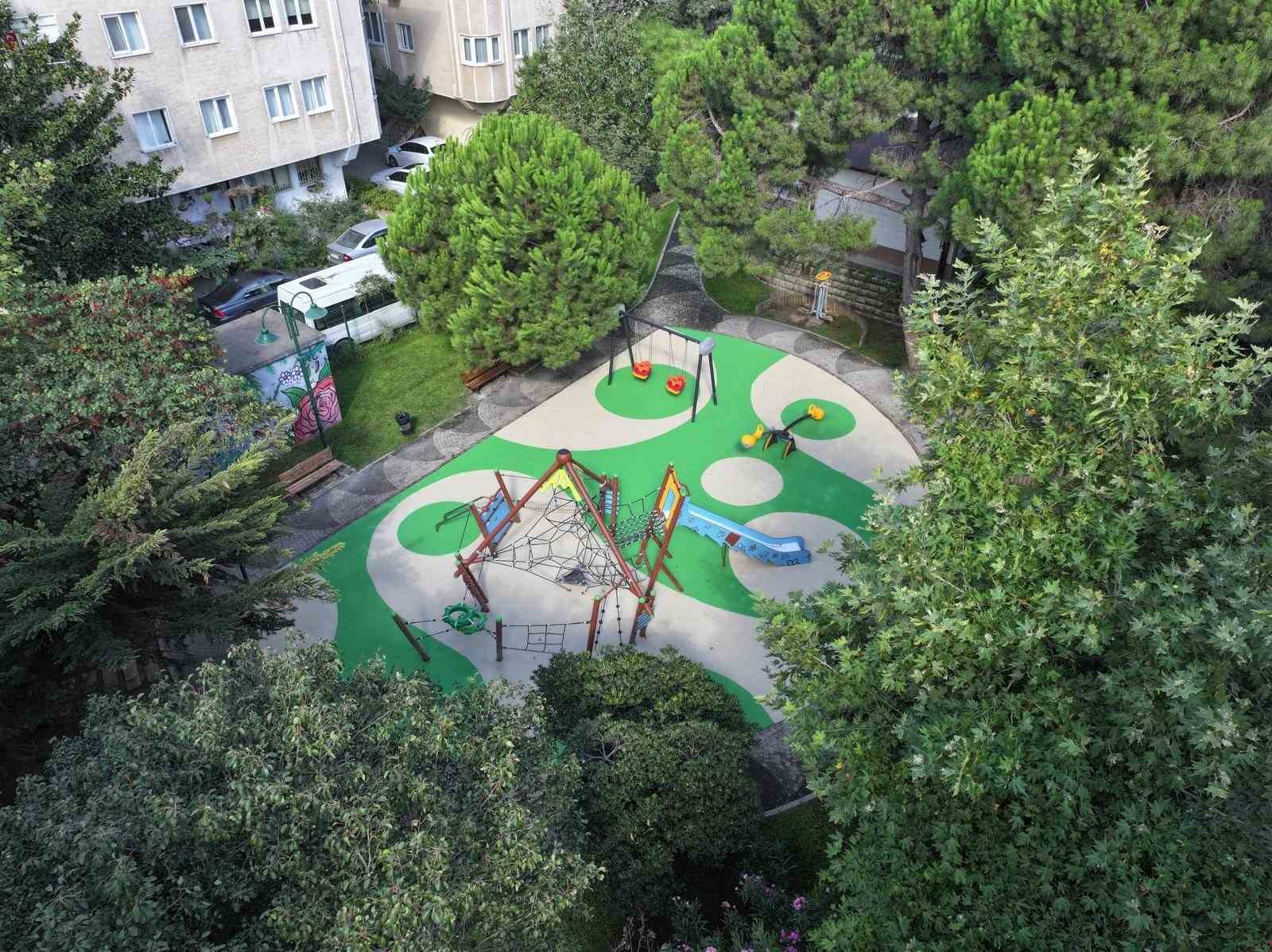 Üsküdar’da parklar yeni yüzüyle hizmete açıldı