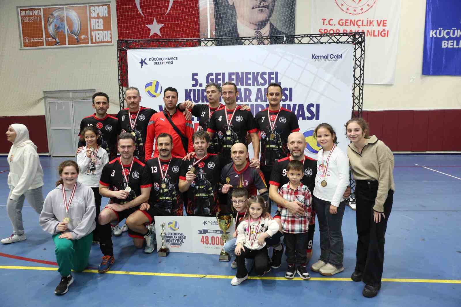 Voleybol Turnuvası’na 624 sporcunun performansı damga vurdu