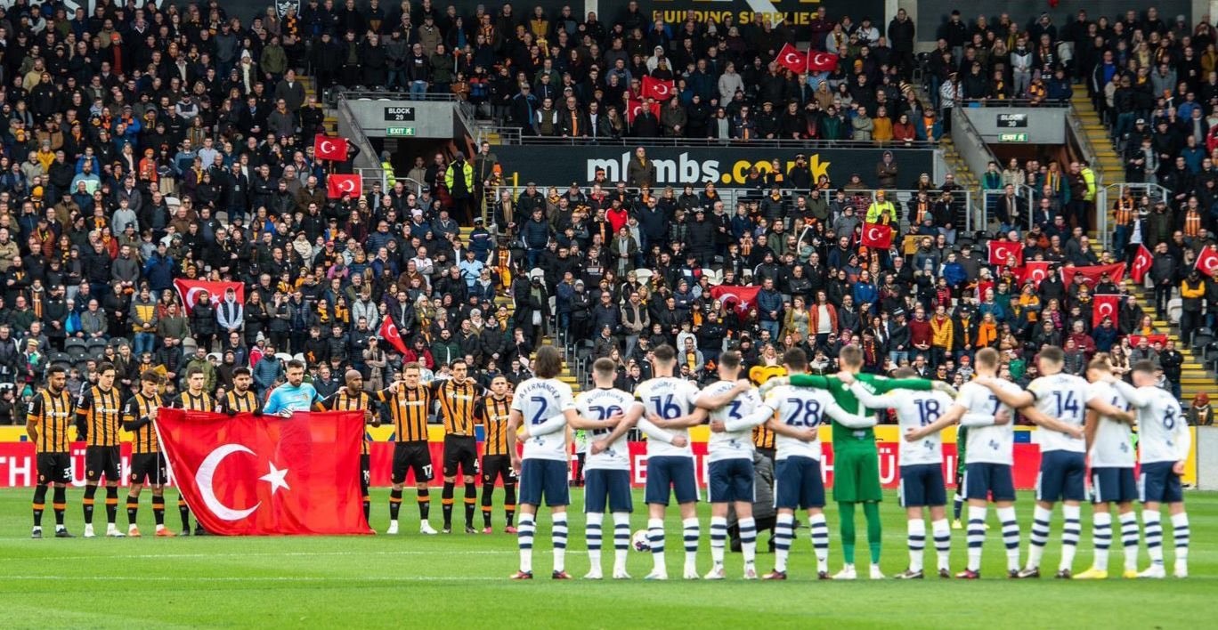 Acun Ilıcalı’dan Hull City-Leeds United maçı öncesi ’Türk Bayrağı’ açıklaması