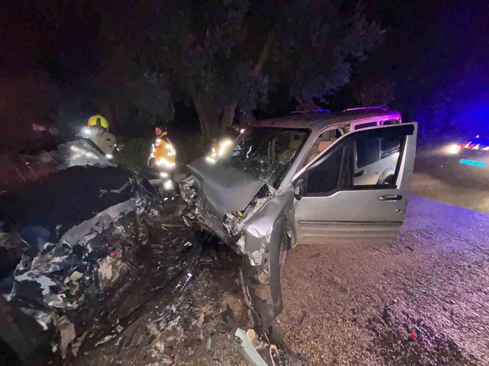 Bandırma-Edincik yolunda feci kaza, 1 kişi yaşamını yitirdi