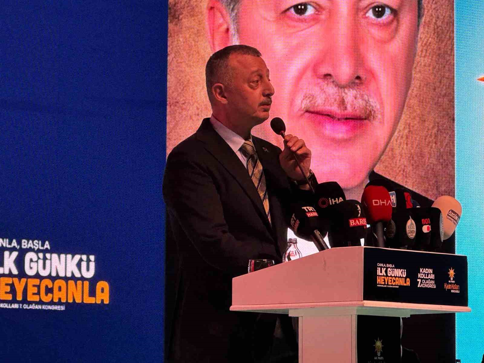 Başkan Büyükakın’dan İmamoğlu’na: "Senin makyajını akıtmaya devam edeceğiz"