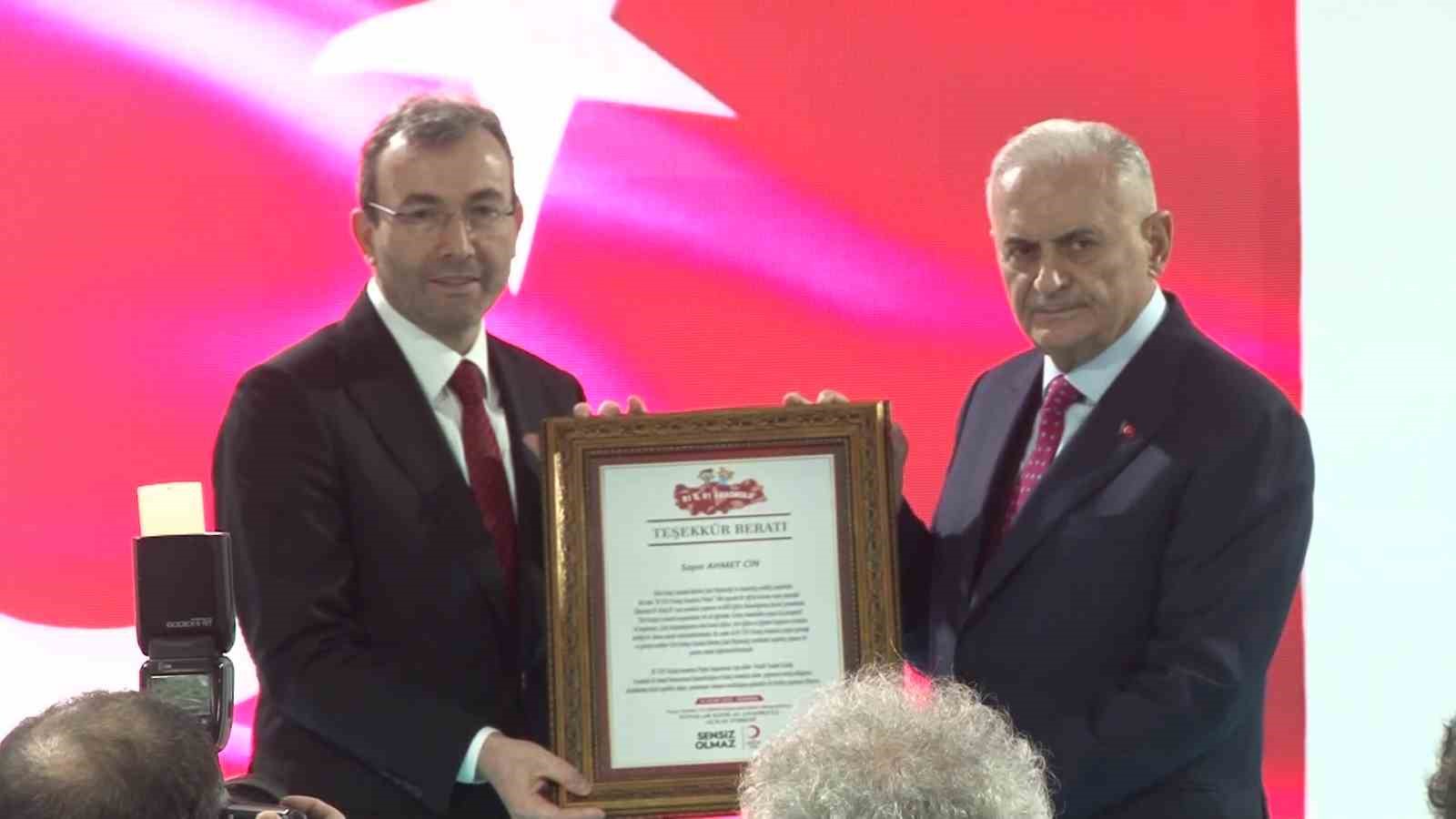 Binali Yıldırım: "Evlatlarımızı geleceğe daha iyi hazırlayacak tedbirler alıyoruz"