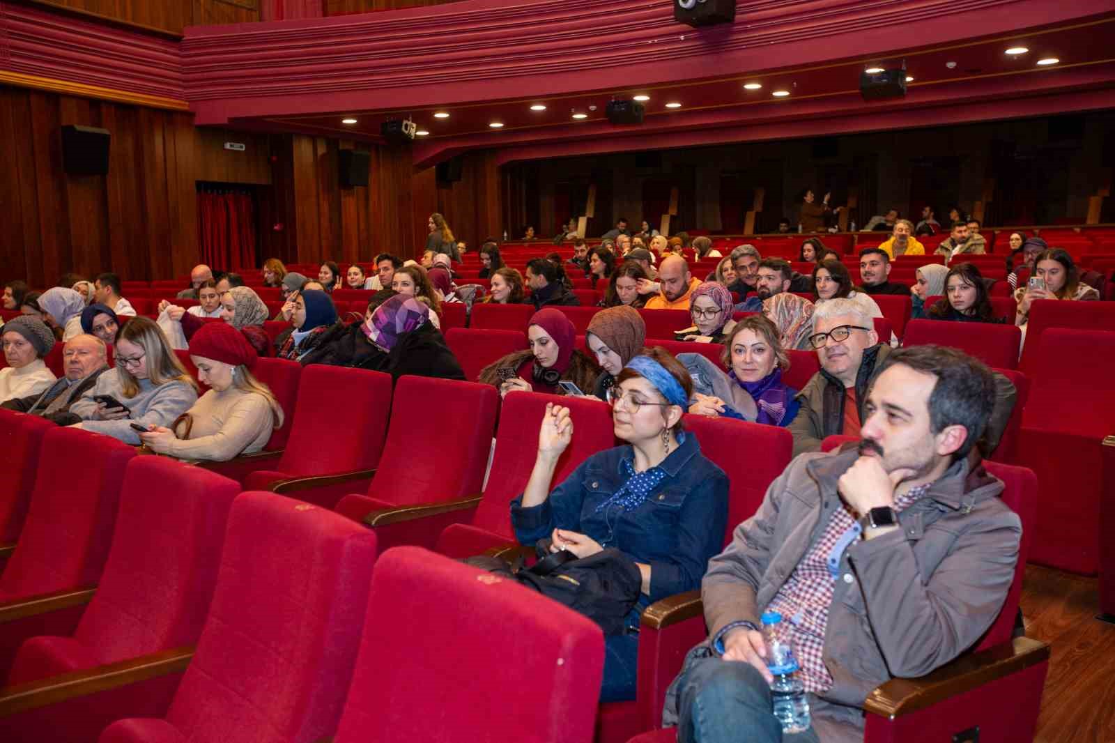 Bursalılar her Pazar Tayyare Sineması’nda buluşuyor