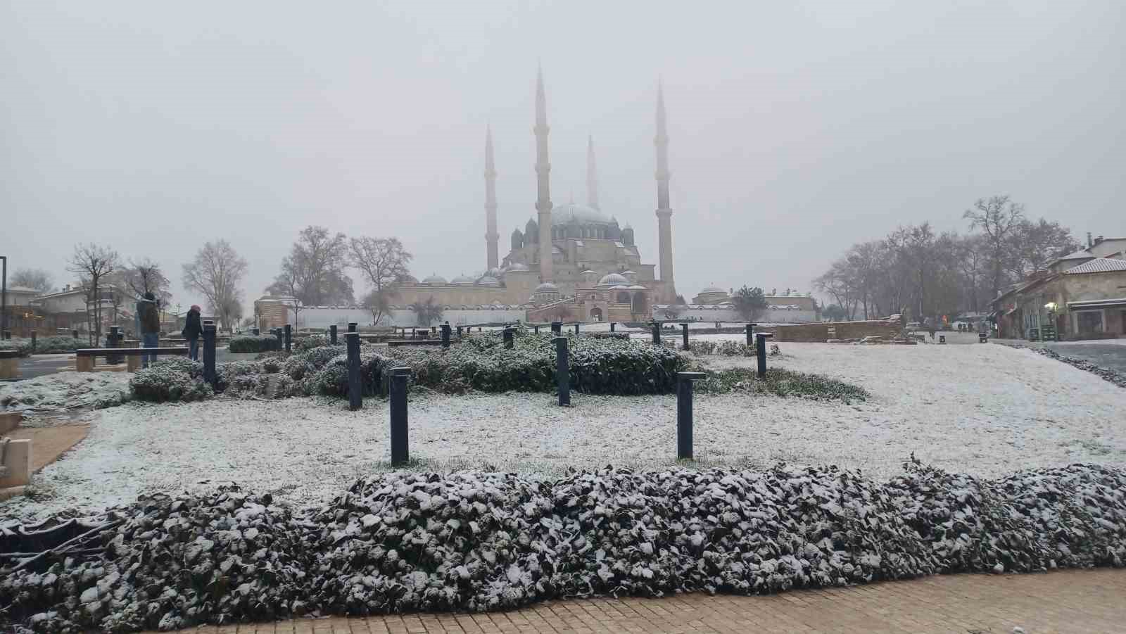 Edirne’de kar yağışı