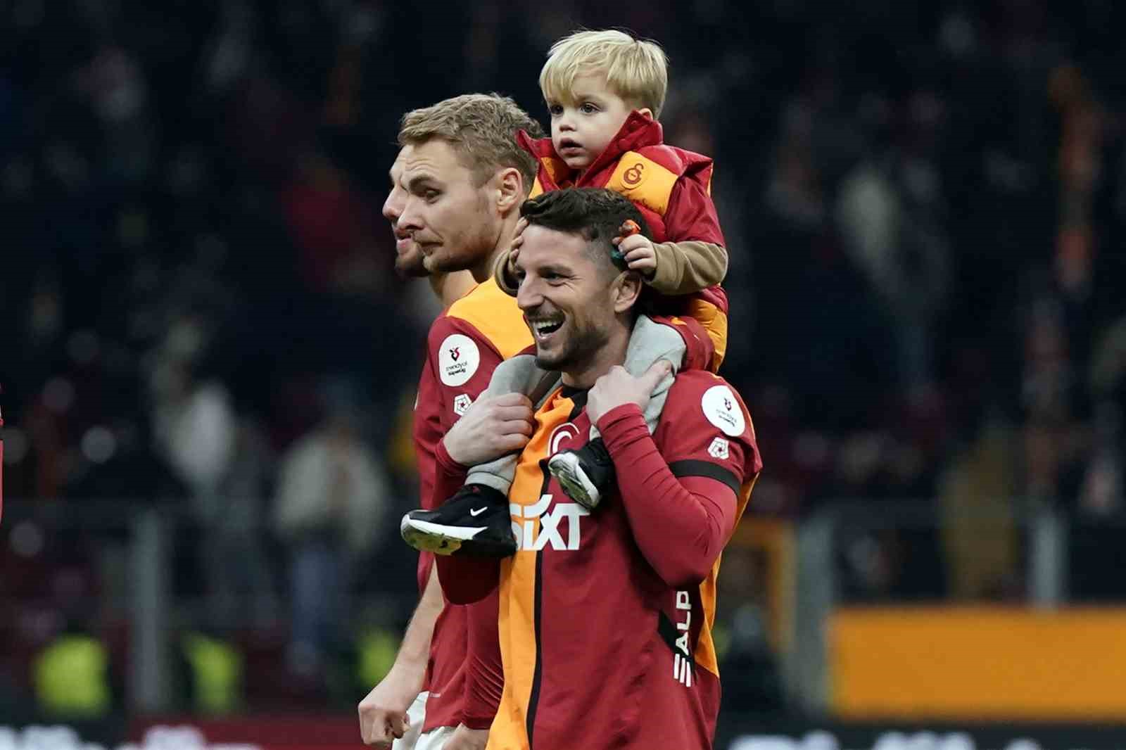 Galatasaray evinde Göztepe’ye kaybetmiyor