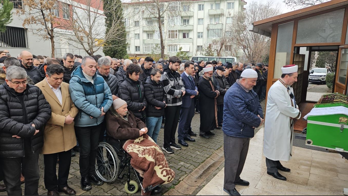 Gözyaşları arasında son yolculuğuna uğurlandı