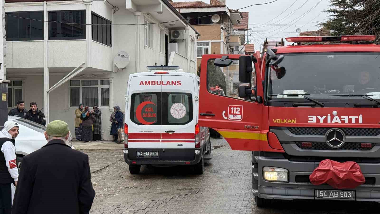 Ocakta unutulan yağ yangına sebep oldu