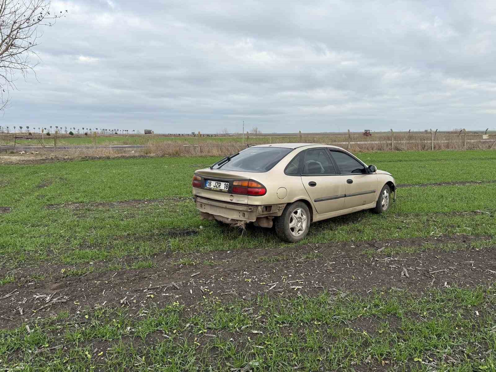 Tekirdağ’da otomobil tarlaya uçtu: 1 yaralı