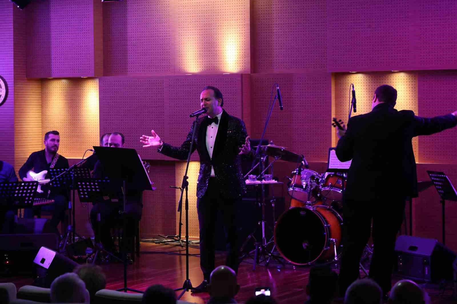 Ziya Taşkent’in besteleri, adının verildiği konser salonunda yankılandı