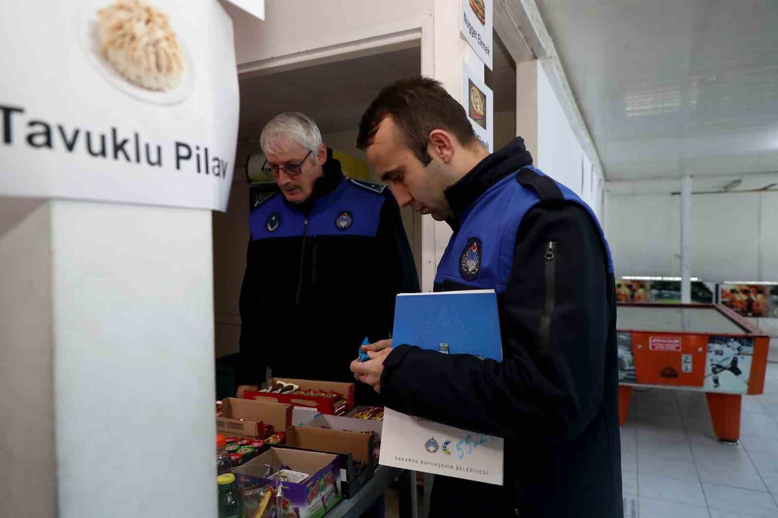 Zabıta ekiplerinden okul kantinlerine denetim