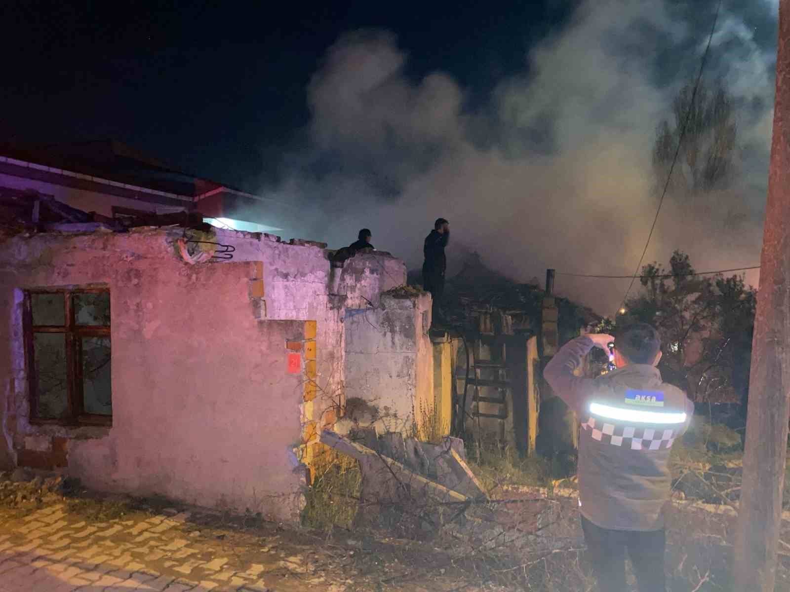 Ayvacık’ta ev yangını